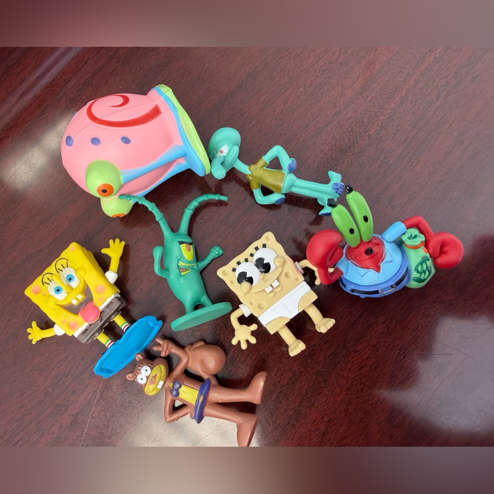 Nickelodeon SpongeBob and Friends Action Figures - Yellow, Blue, Red